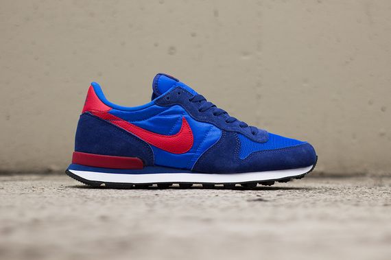 nike-internationalist-cobalt-gym_07