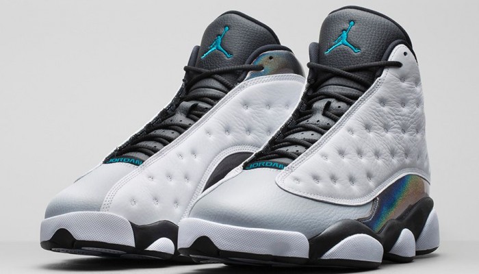 air-jordan-13-xiii-retro-wolf-grey-700x400