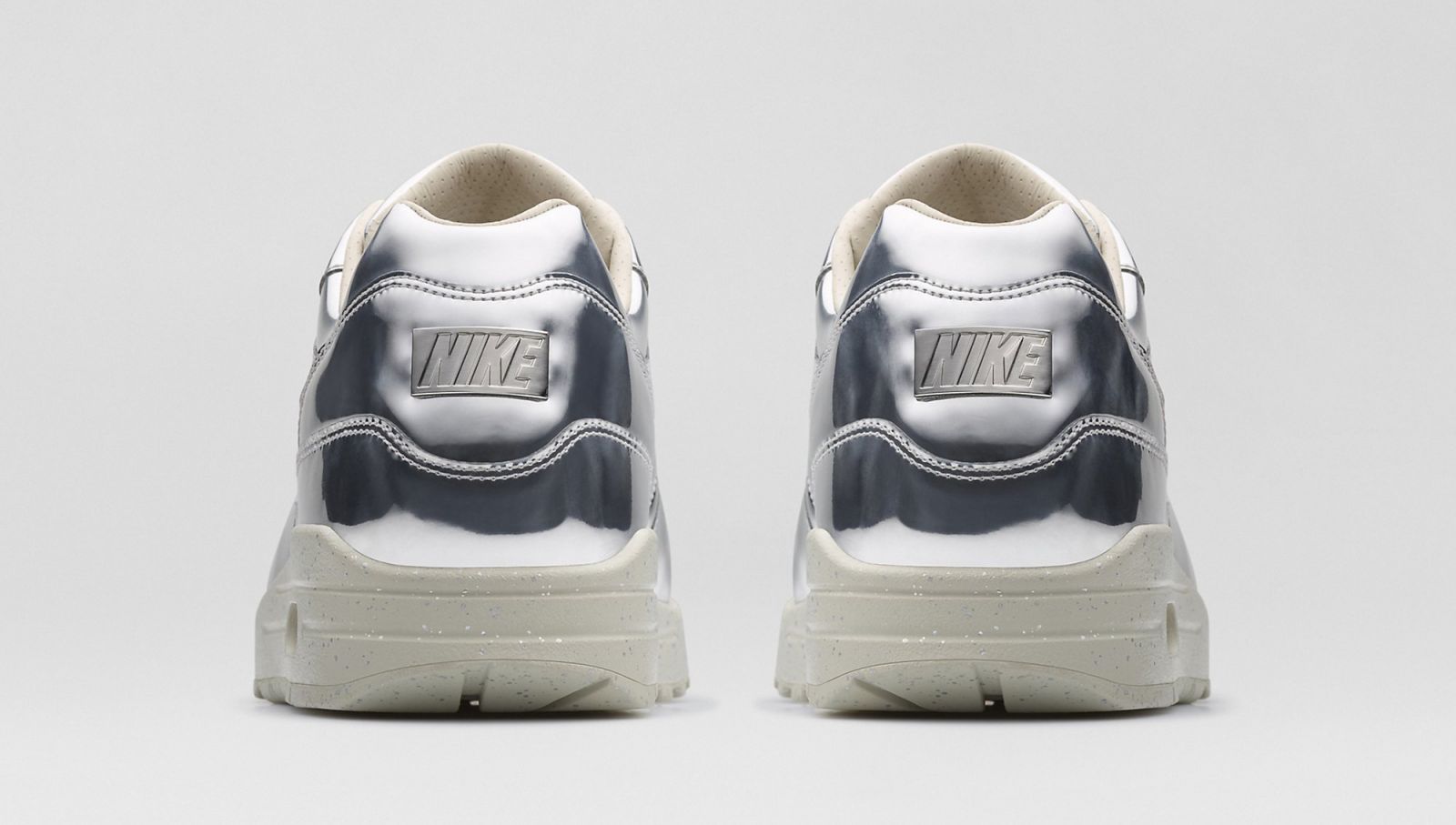 nike-air-max-1-liquid-silver-4