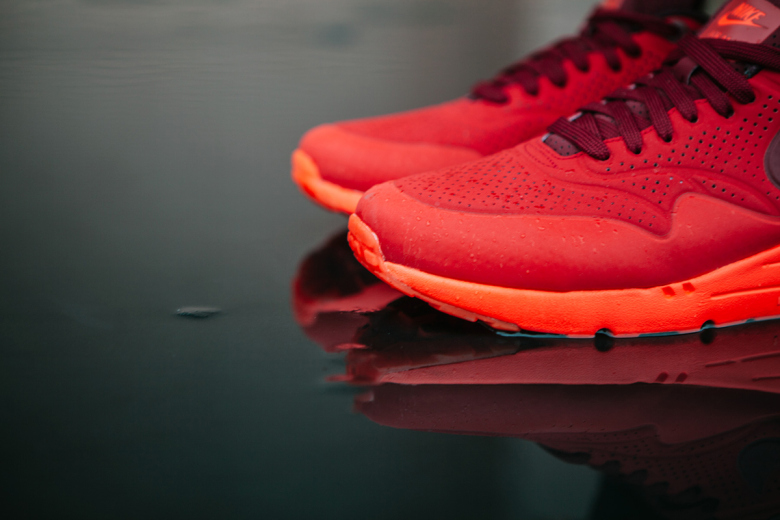 nike-air-max-1-ultra-moire-university-red-3