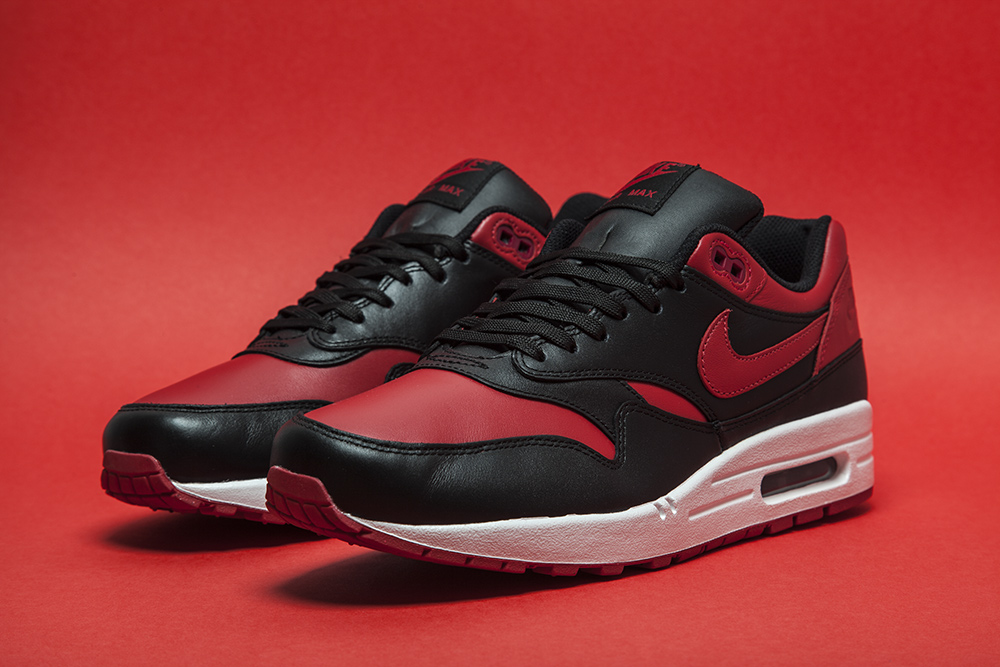 Nike-Air-Max-1-Valentines-1