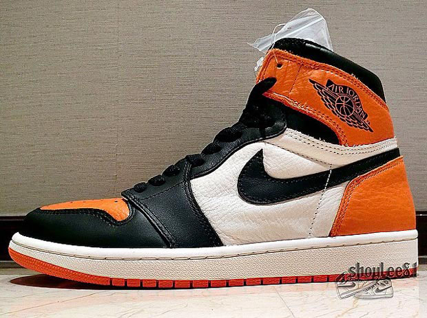 air-jordan-1-retro-high-og-shattered-backboard-05