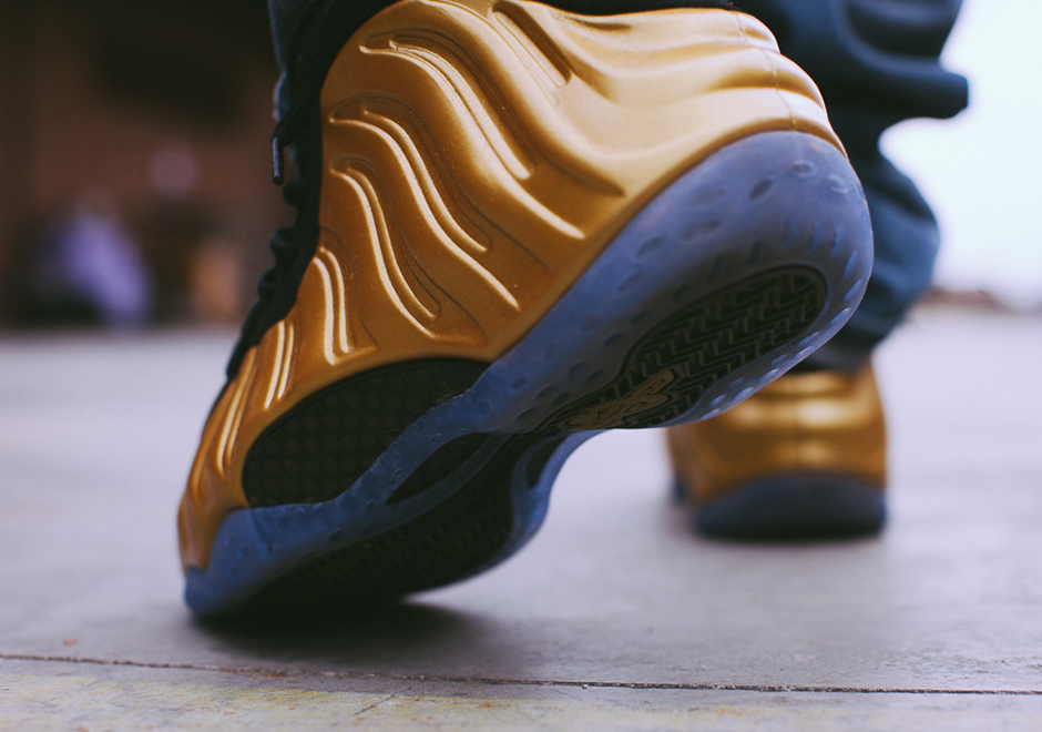 Nike Air Foamposite One “Metallic Gold”