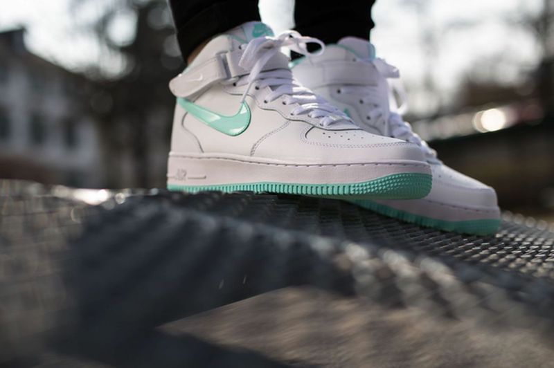 nike-air-force-1-artisan-teal_03_result