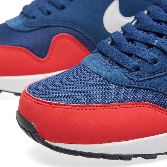 nike-air max 1 essential-navy-red_03