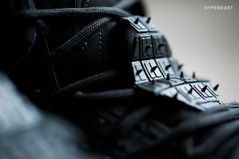 a-closer-look-at-the-nike-lebron-12-ext-rubber-city-4