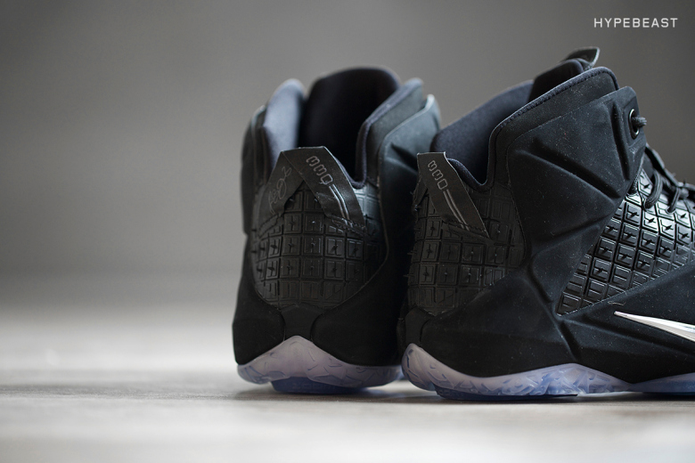 a-closer-look-at-the-nike-lebron-12-ext-rubber-city-8