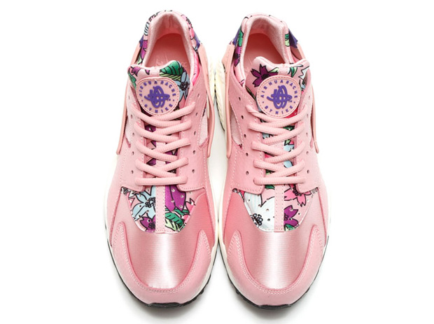 floral-huaraches-arriving-spring-031
