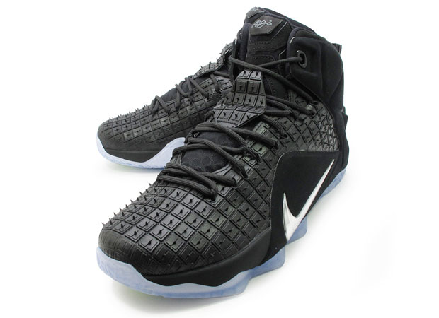 lebron-12-ext-rubber-city-1