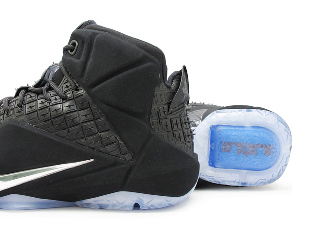 lebron-12-ext-rubber-city-2