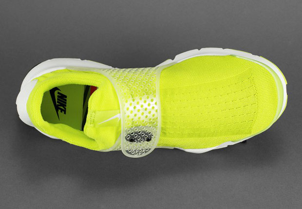 Nike Sock Dart “Volt”