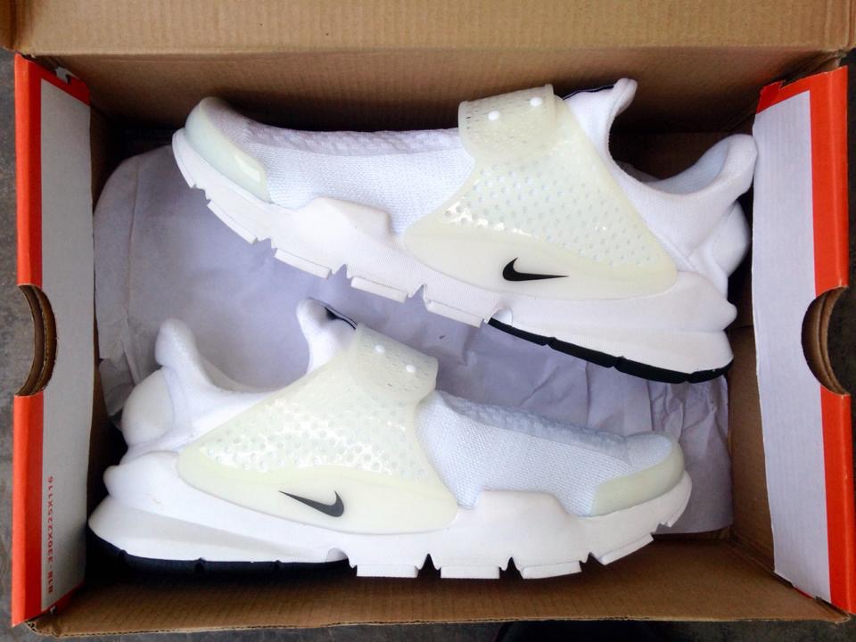 Nike Sock Dart “White”