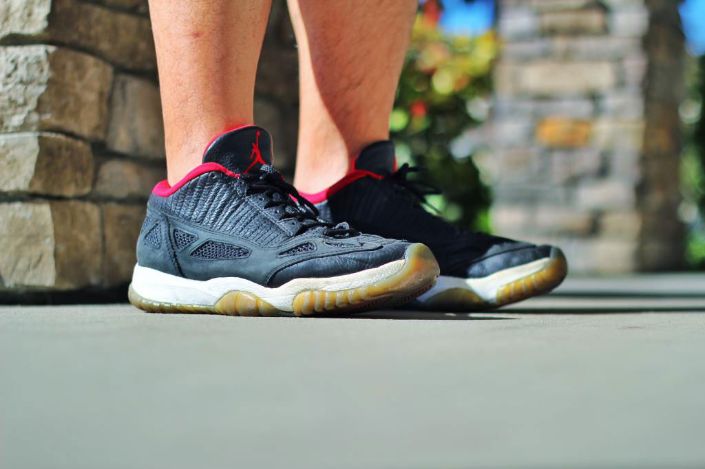 Air Jordan 11 Retro Low IE “True Red”