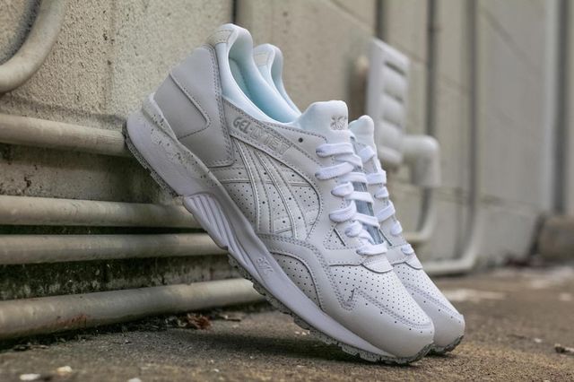 asics-gel lyte v-white cement