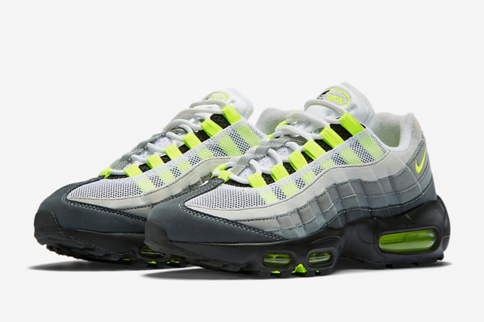 nike-air-max-95-neon-release-date-2-681x453