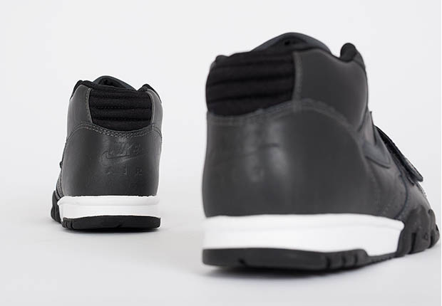 nike-air trainer 1-black leather_03