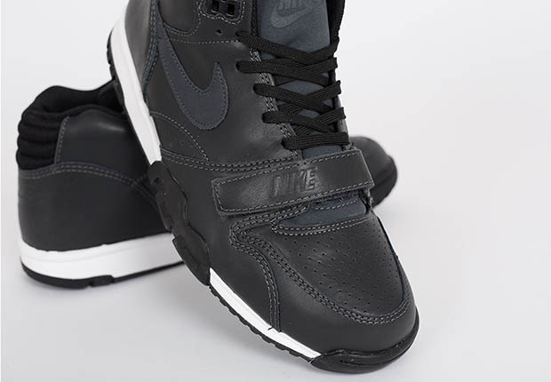 nike-air trainer 1-black leather_04