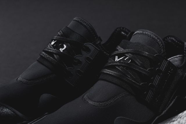 adidas-y3-retro boost-black