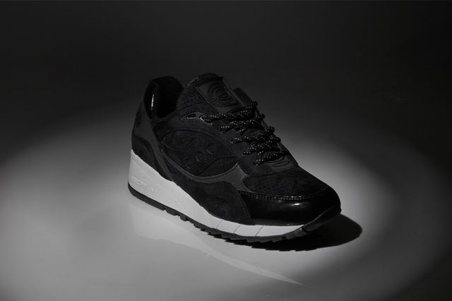 Offspring x Saucony – Shadow 6000 “Stealth”