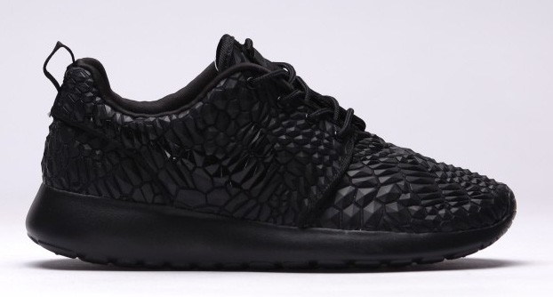 Nike Roshe One DMB “Triple Black”