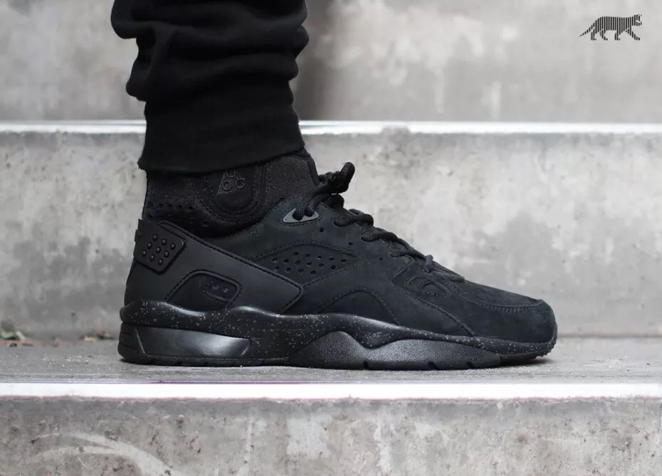 Nike ACG Air Mowabb Gets Blacked Out