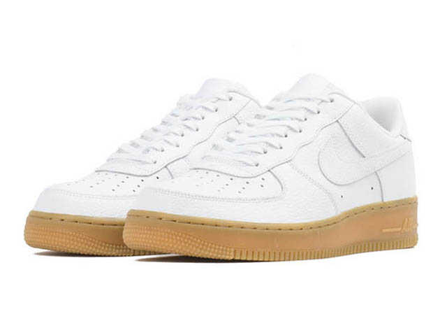 Nike Air Force 1 Low – White on Gum