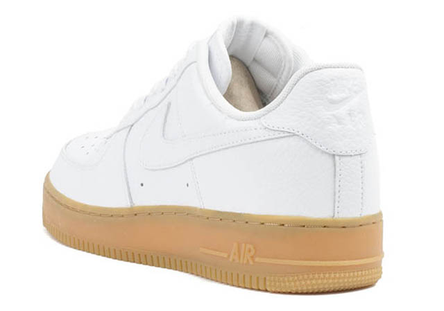 nike-air-force-1-white-leather-gum-sole-3