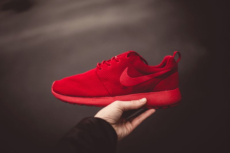 Nike Roshe Run “Red” is Available
