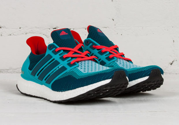 adidas-ultra-boost-teal-red-2