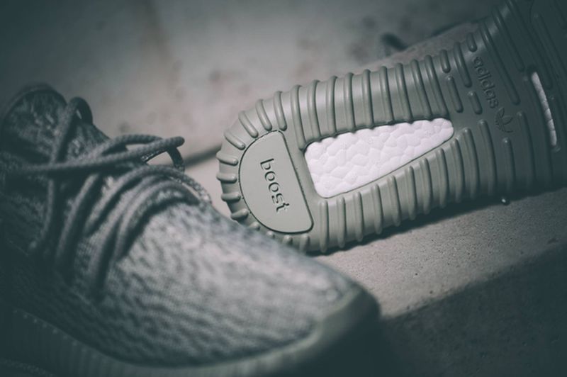 adidas-yeezy-boost-moonrock_02