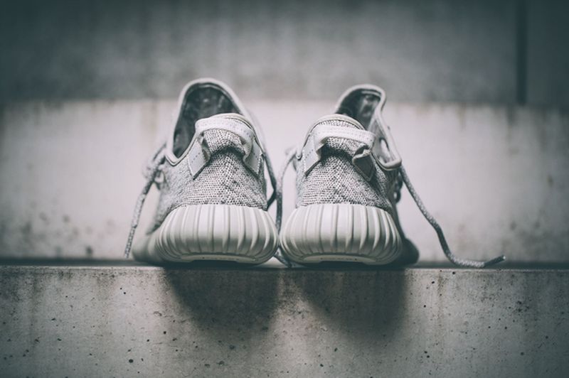 adidas-yeezy-boost-moonrock_03