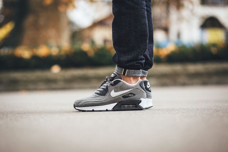 Nike Air Max 90 LTR “Tumbled Grey”