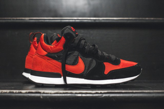 Nike Internationalist Mid “Bred”