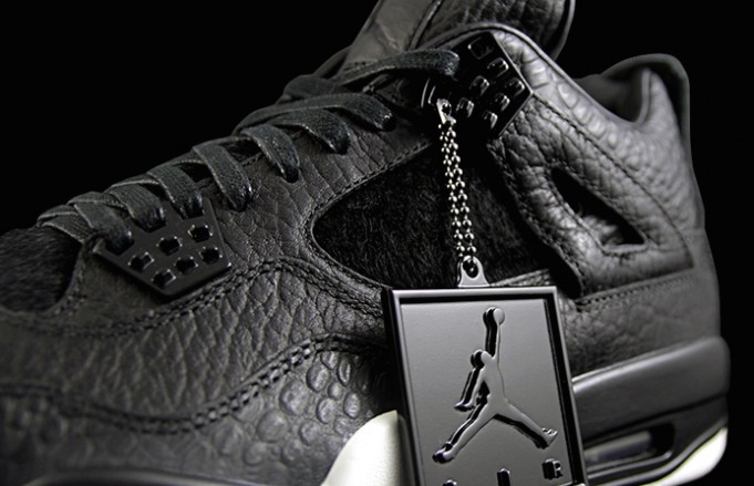 air-jordan-4-premium-retro-2016-01-681x439
