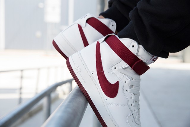 nike-air-force-1-high-red-burgundy-3-640x428