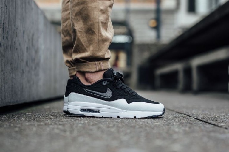 Nike serves up the Air Max 1 Ultra Moire Clean Colorway