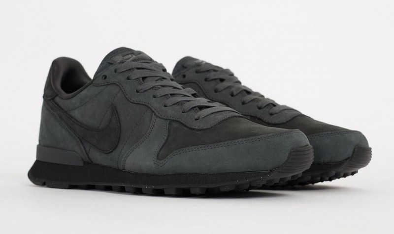 nike internationalist lx anthracite_03