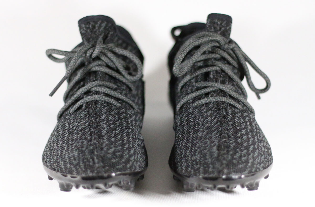 yeezy soccer cleats