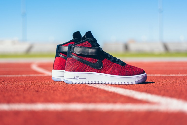 Nike Air Force 1 High Flyknit “University Red”