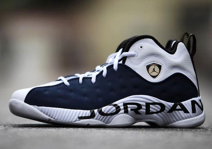 jordan-jumpman-team-2-white-navy-1