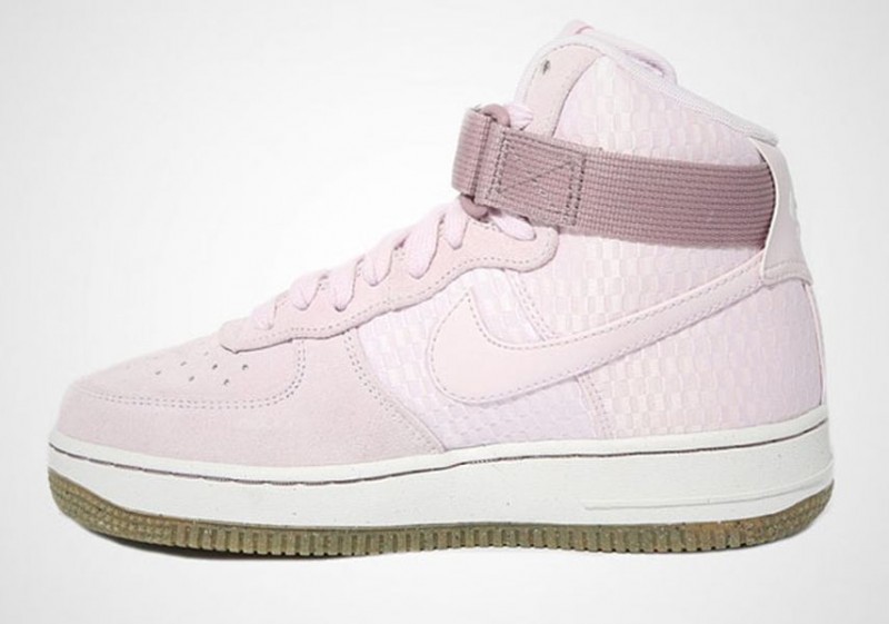nike wmns air force 1 bleached lilac1