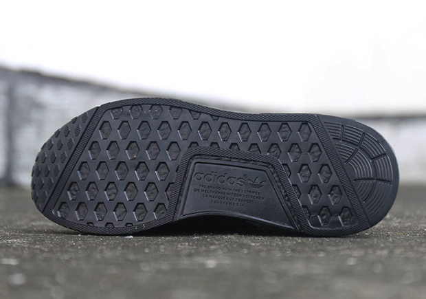 adidas-nmd-black-boost-japan-release-11