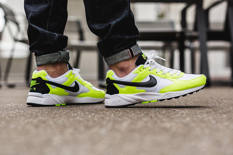 Nike-Air-Icarus-NSW-Volt_02