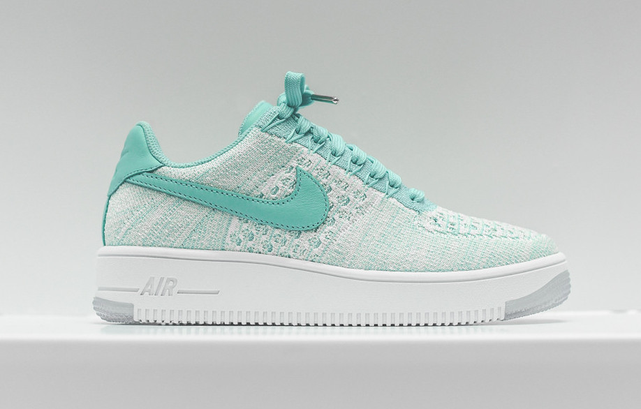 nike-flyknit-air-force-1-low-emerald-1