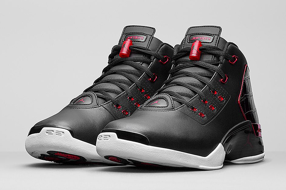 Air-Jordan-17-Retro-Bulls-Black-Red