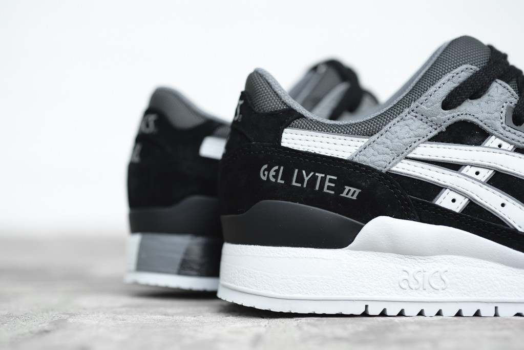 Asics-Gel-Lyte-III-Black-Soft-Grey-4