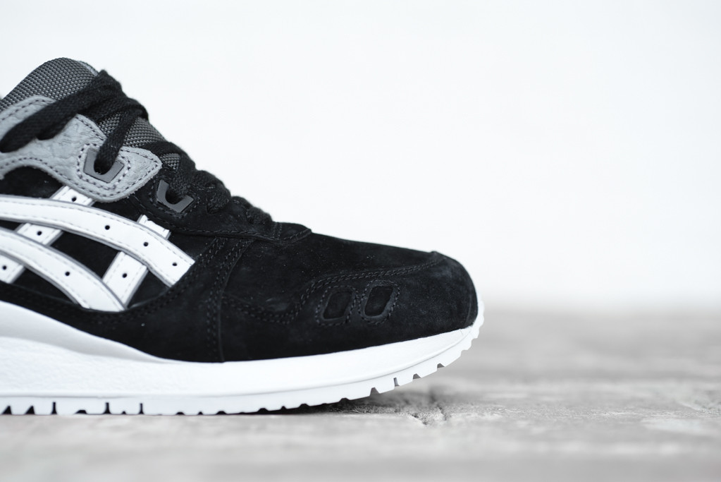 Asics-Gel-Lyte-III-Black-Soft-Grey-5