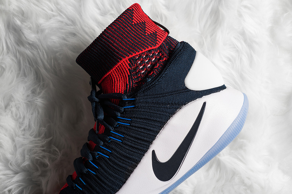 Nike-Hyperdunk-2016-Flyknit-Dark-Obsidian-Dark-Obsidian-Bright-Crimson-3