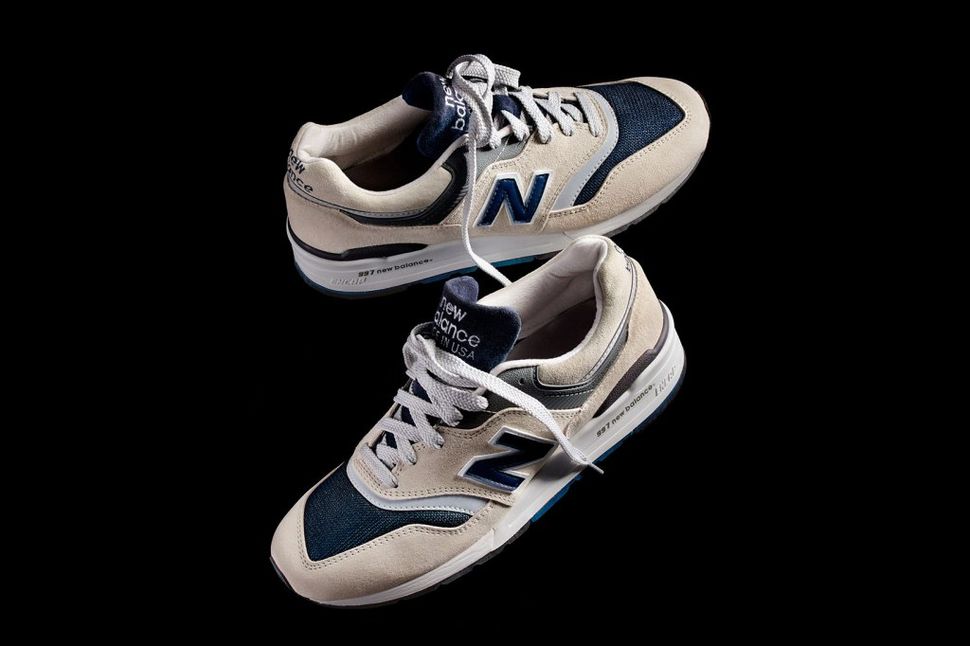 jcrew-newbalance-moonshot-2