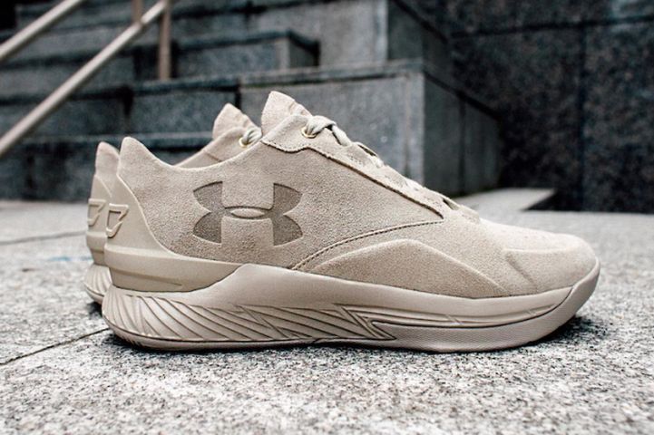 Under-Armour-Curry-Lux-Low-Tan-Suede-681x453